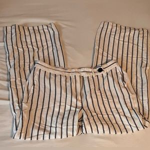 Wide-leg Flowy Pants!